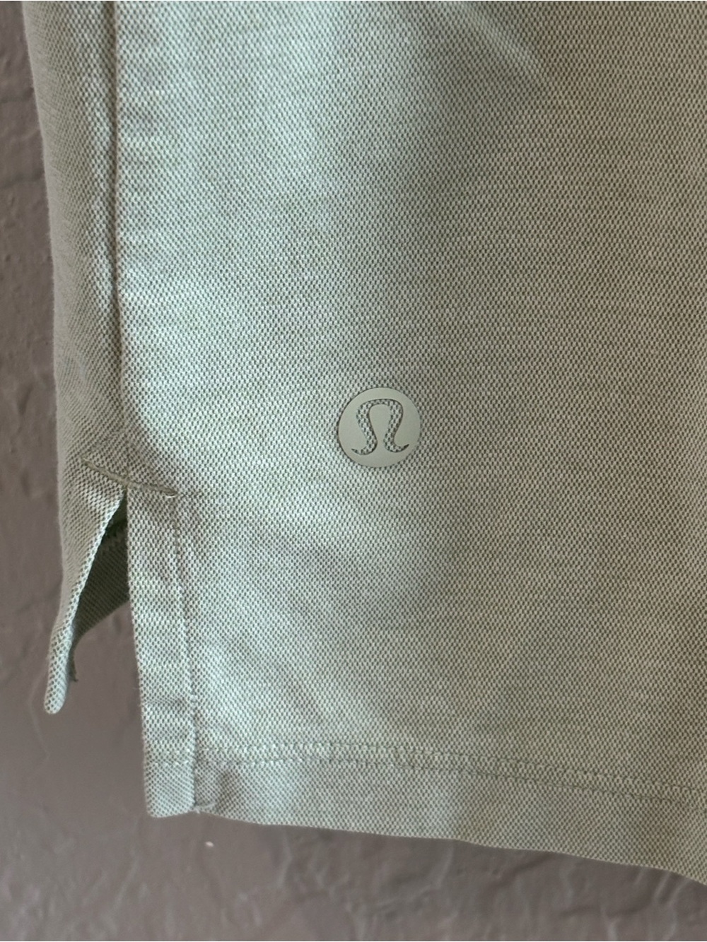 Lululemon Men’s Chest Pocket Relaxed Fit